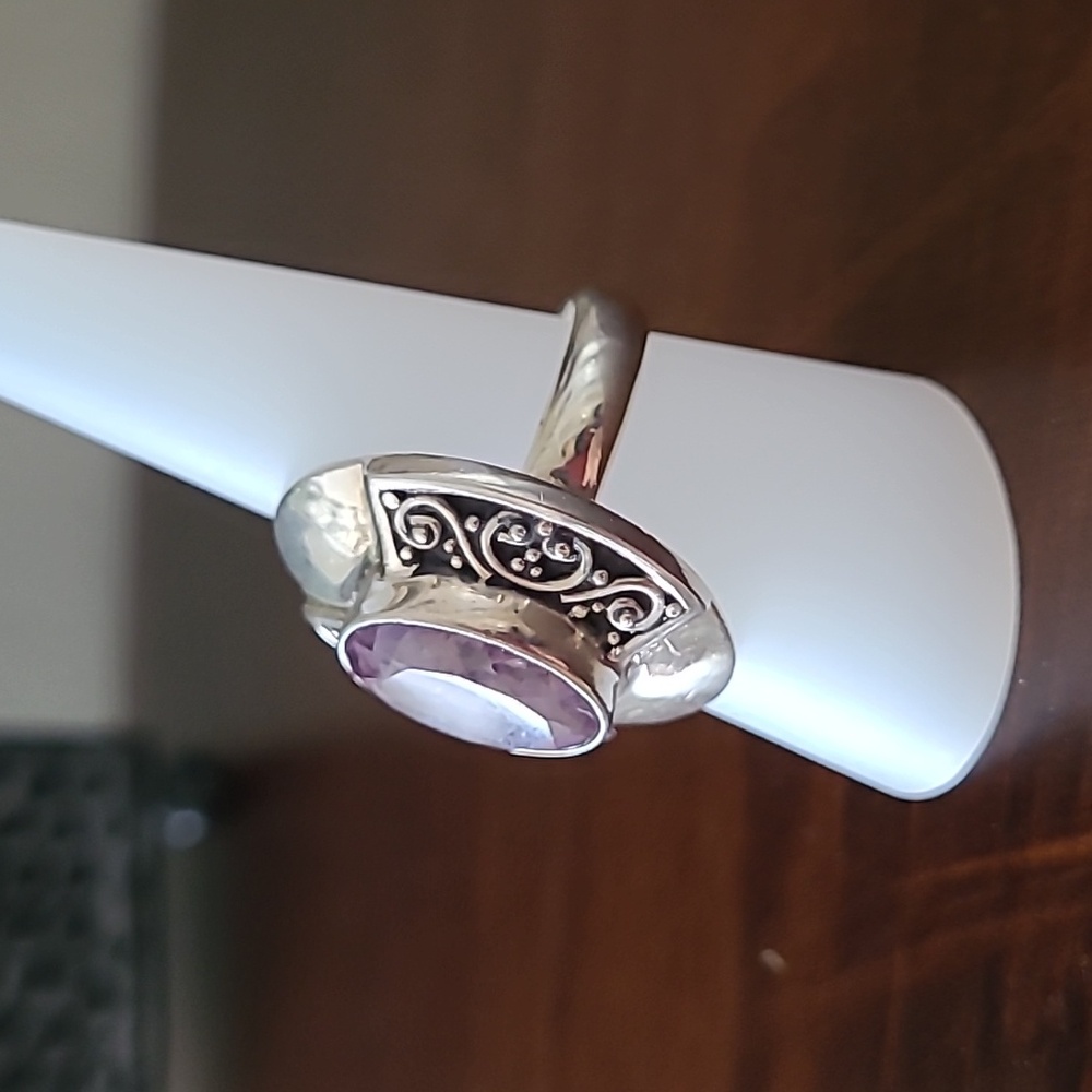 Amethyst silver ring - Picture 7 of 13